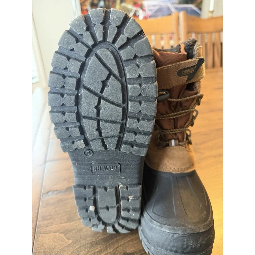 Khombu‎ Boys Snow Boots, Waterproof, Insulated Size 6